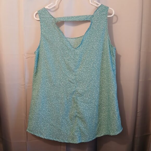 Nwt Scoop neck Tank top Blouse womens M Blue Turquoise Strappy V back Trapeze - Picture 6 of 7